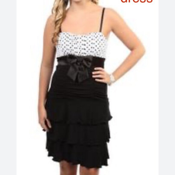 Girl's DEB Brand Formal Dress - Picture 9 of 9